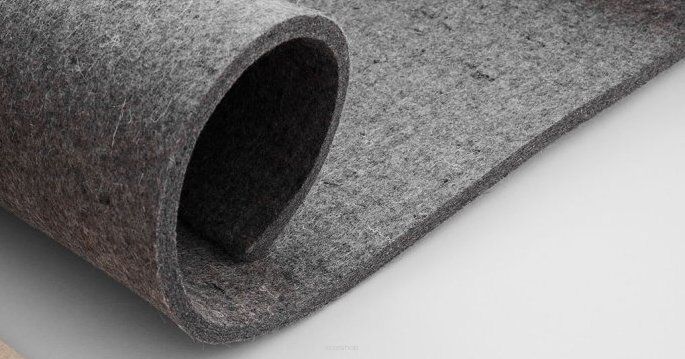 Polski filc poliestrowy gruby 10 mm 1200 g szary rozmiar 160x50 cm